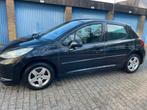 Peugeot 207 1.4 16V 5DRS 2006 Zwart met Airco met NAP, Auto's, Voorwielaandrijving, Euro 5, 1360 cc, Zwart