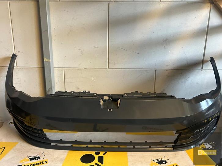 Voorbumper Volkswagen W Golf 8 bumper 5H0807221H, Auto-onderdelen, Carrosserie en Plaatwerk, Bumper, Volkswagen, Voor, Gebruikt