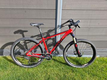 Mtb Giant XTC 27,5 2 maat M (168 tot 180cm) beschikbaar voor biedingen