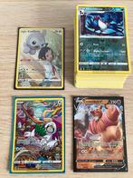 KADO TIP Set van 100 verschillende originele Pokemon kaarten, Ophalen of Verzenden, Zo goed als nieuw, Meerdere kaarten, Foil