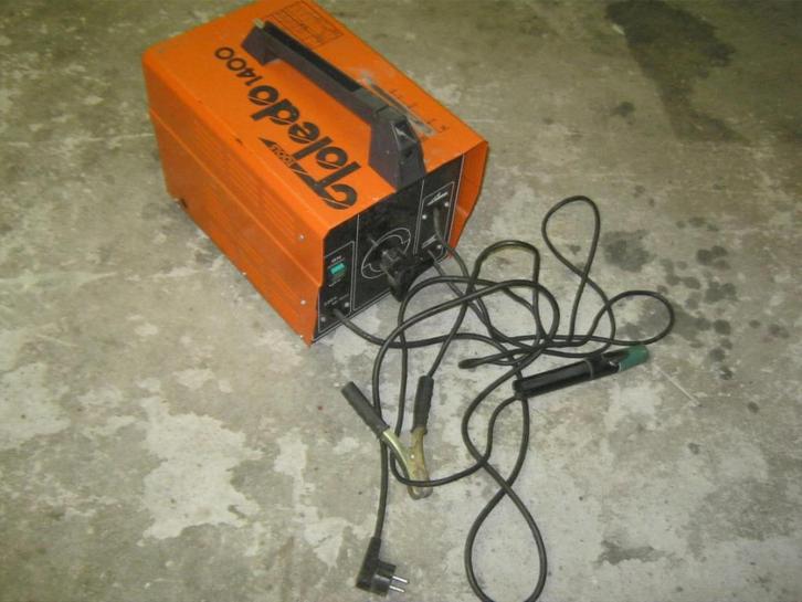 Toledo  E-lasapparaatje  140 amp, Doe-het-zelf en Verbouw, Gereedschap | Lasapparaten, Zo goed als nieuw, Elektroden, Minder dan 150 ampère
