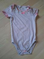 ROMPER MET KORTE MOUW MAAT 86 - 92 MERK HEMA, Ophalen of Verzenden, Zo goed als nieuw, Meisje, Nacht- of Onderkleding