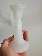 Izgs Set van 2 x prachtige kandelaar melkglas wit brocante, Huis en Inrichting, Overige materialen, Wit, Ophalen of Verzenden