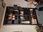 Kast Stoer Vermeer deep dark brown 125cm, Huis en Inrichting, Kasten | Vitrinekasten, Met deur(en), 100 tot 150 cm, 200 cm of meer