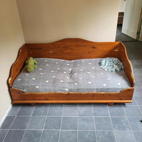 Grote houten hondenmand, Dieren en Toebehoren, Hondenmanden, Zo goed als nieuw, Overige, Ophalen