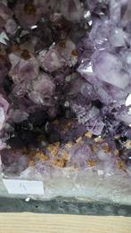 Prachtige amethist geode Brazilië KORTING, Verzamelen, Mineralen en Fossielen, Ophalen of Verzenden, Mineraal