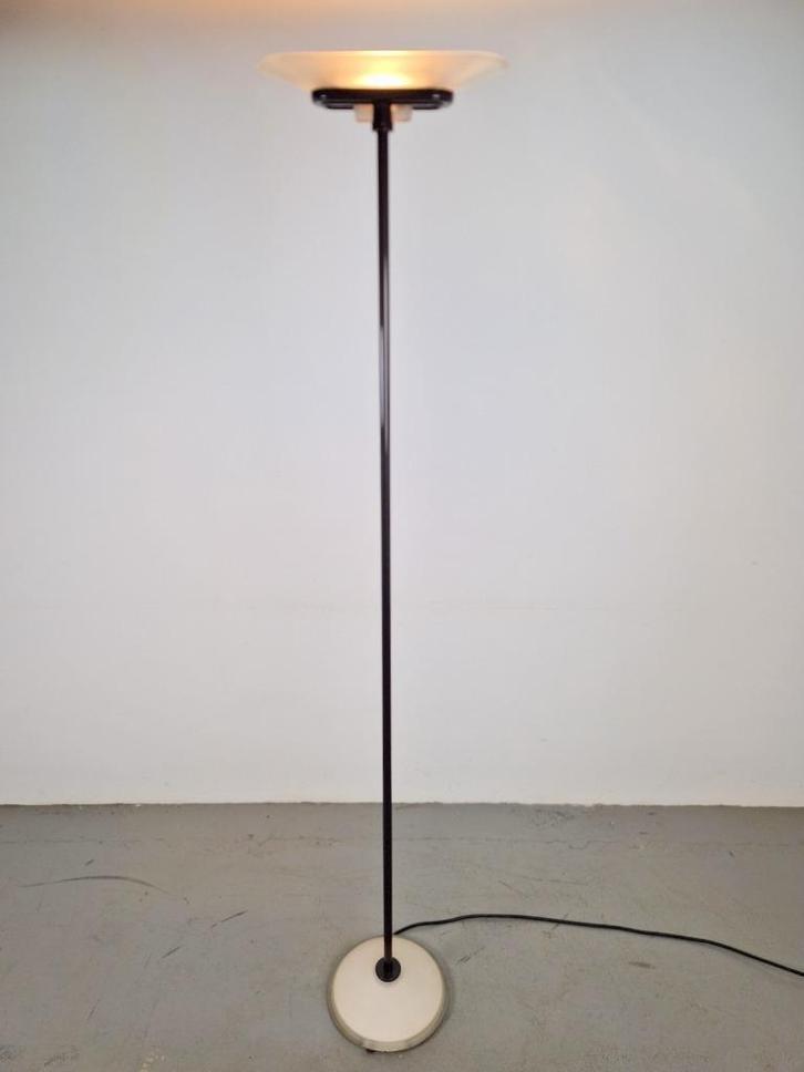 Arteluce 'jill' uplighter Perry King & Santiago Miranda '70, Huis en Inrichting, Lampen | Vloerlampen, Gebruikt, 150 tot 200 cm