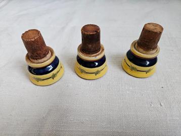 decoratieve wijnfles kurken beschikbaar voor biedingen