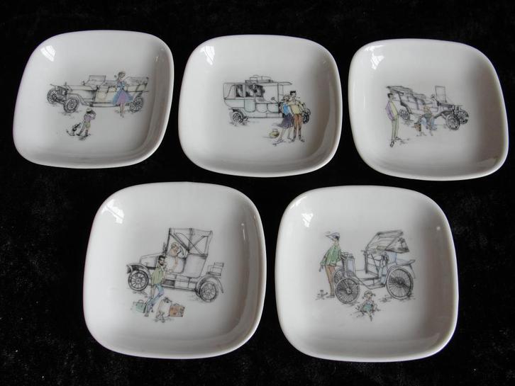 Vintage petit fours schaaltjes uit de jaren 50 van Bavaria C, Huis en Inrichting, Keuken | Servies, Gebruikt, Schaal of Schalen