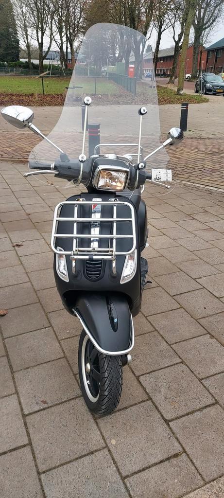 Vespa s50 snor, Fietsen en Brommers, Scooters | Vespa, Benzine, Ophalen