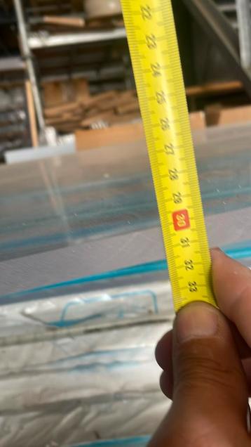 15 mm dikke plexiglas 1 bij 2 meter nieuw met lichte schade beschikbaar voor biedingen