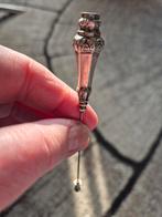 Zilveren hoeden speld uit circa 1870/1858, Ophalen of Verzenden, Zilver, Broche