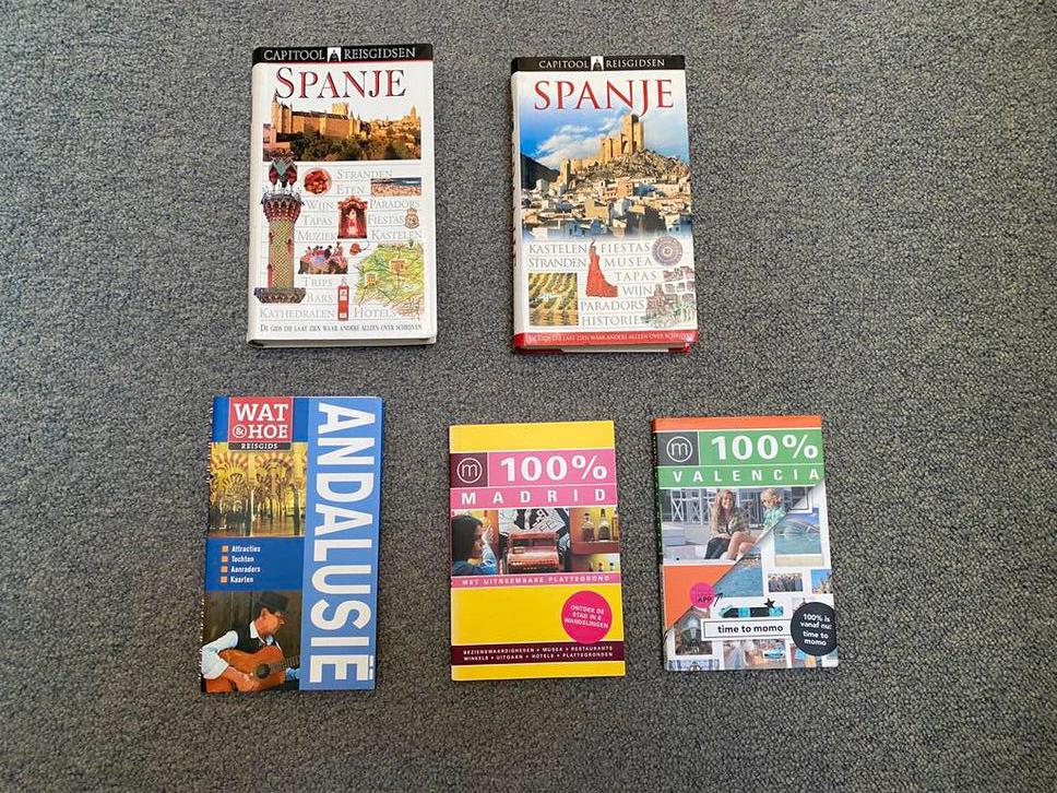 Capitool Spanje Andalusië Madrid Valencia, Boeken, Reisgidsen, Gelezen, Reisgids of -boek, Europa, Capitool, Ophalen of Verzenden