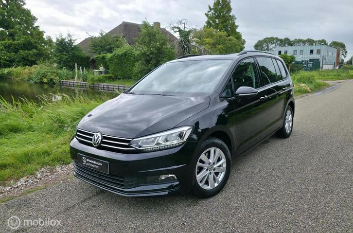 Volkswagen Touran 1.5 TSI Highline 7p / Navi / Cam / Carplay, Auto's, Volkswagen, Bedrijf, Te koop, Touran, ABS, Achteruitrijcamera