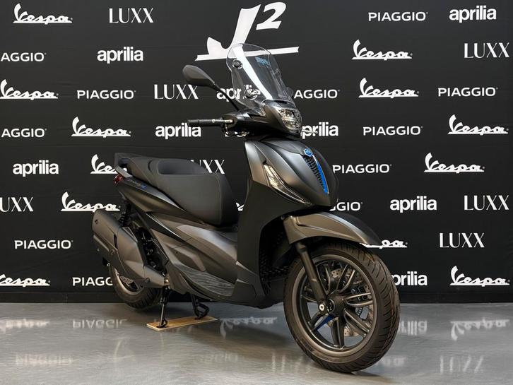 Piaggio Beverley S 400 HPE Nieuw, Motoren, Motoren | Piaggio, Bedrijf, Scooter, 12 t/m 35 kW, 1 cilinder, Minimaal motorrijbewijs A2