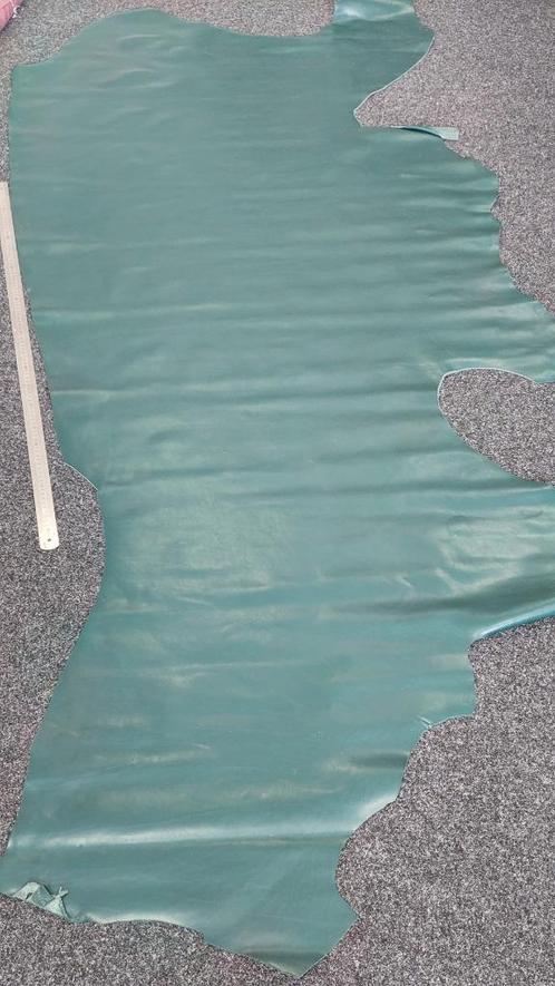 Echt leer groot vel donkergroen, Hobby en Vrije tijd, Stoffen en Lappen, Nieuw, Leer of Kunstleer, 30 tot 120 cm, 30 tot 200 cm
