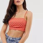 Stradivarius Rood Crop Topje met Witte Stippen – Maat XS, Ophalen of Verzenden, Zo goed als nieuw, Zonder mouw, Maat 34 (XS) of kleiner