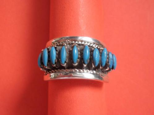 Mooie Zilveren Ring met 10 Turkoisjes - voor dames en heren, Sieraden, Tassen en Uiterlijk, Antieke sieraden, Ring, Zilver, Met edelsteen