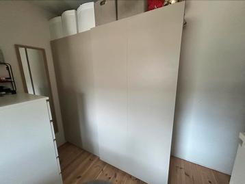 2 Jaar oud: Ikea Pax kledingkast
