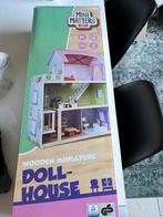 Poppenhuis (hout)inc toebehoren mini matters wooden dollhaus, Ophalen, Zo goed als nieuw, Poppenhuis