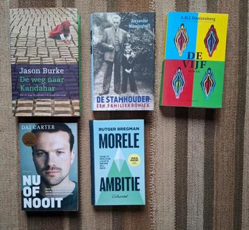 Kleine collectie diverse boeken  beschikbaar voor biedingen