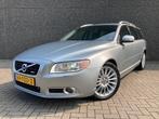 Volvo V70 2.0 T R-Design 2011 Grijs Handgeschakeld, Voorwielaandrijving, 1800 kg, Zwart, 4 cilinders
