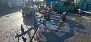 Boot Trailer dubbelasser 6 meter voor stalling of op de weg beschikbaar voor biedingen