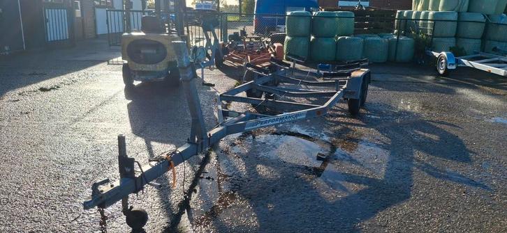 Boot Trailer dubbelasser 6 meter voor stalling of op de weg, Watersport en Boten, Boottrailers, Gebruikt, Overige typen, Minder dan 1500 kg