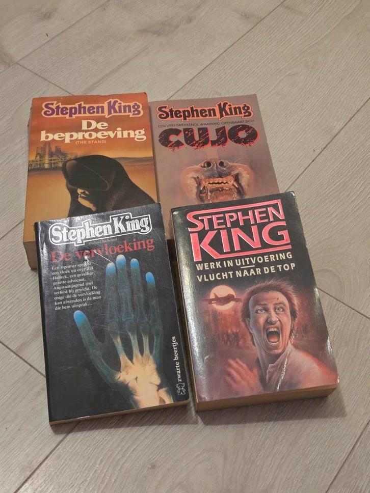 4x Stephen King boeken - Nederlands - Vintage pockets, Boeken, Thrillers, Gelezen, Nederland, Ophalen of Verzenden