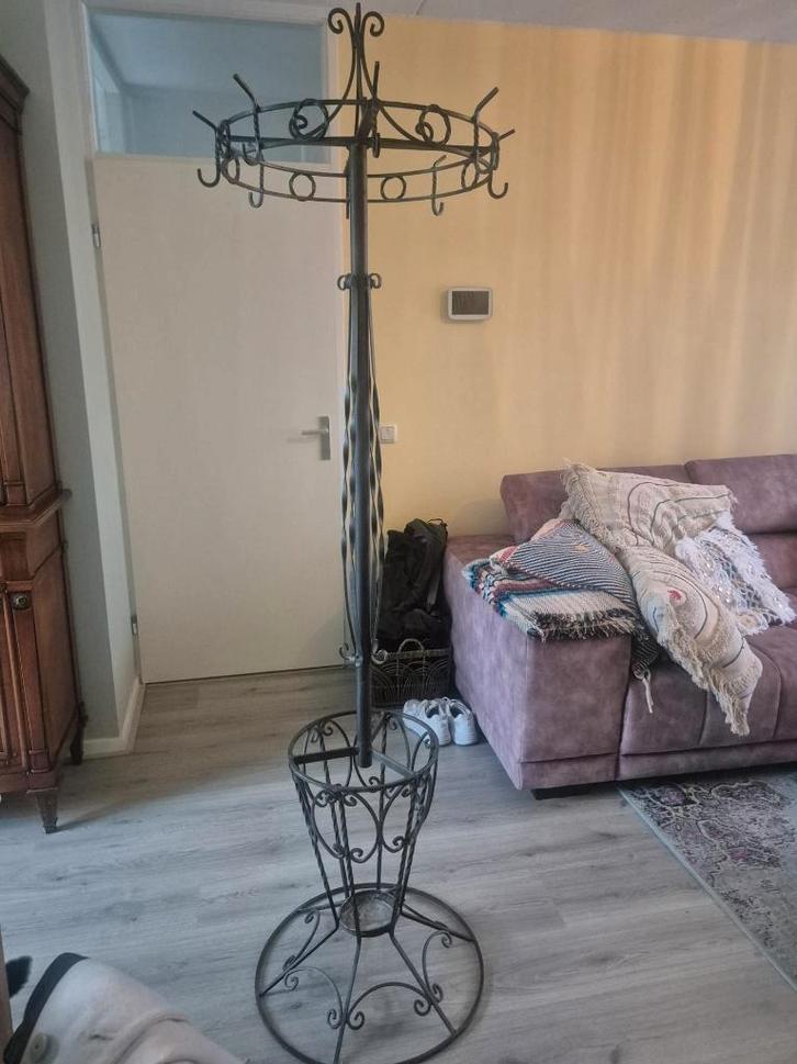 Vintage smeedijzeren Kapstok, Huis en Inrichting, Woonaccessoires | Kapstokken, Gebruikt, Staande kapstok, 200 cm of meer, Metaal