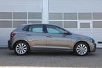 Volkswagen Polo 1.0 TSI 95pk Highline | Navigatie | Parkeers, Auto's, Voorwielaandrijving, Stof, Gebruikt, Met garantie (alle)