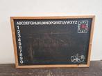 Vintage krijtbord met abc, cijfers en klok, Ophalen of Verzenden, Gebruikt, Krijtbord