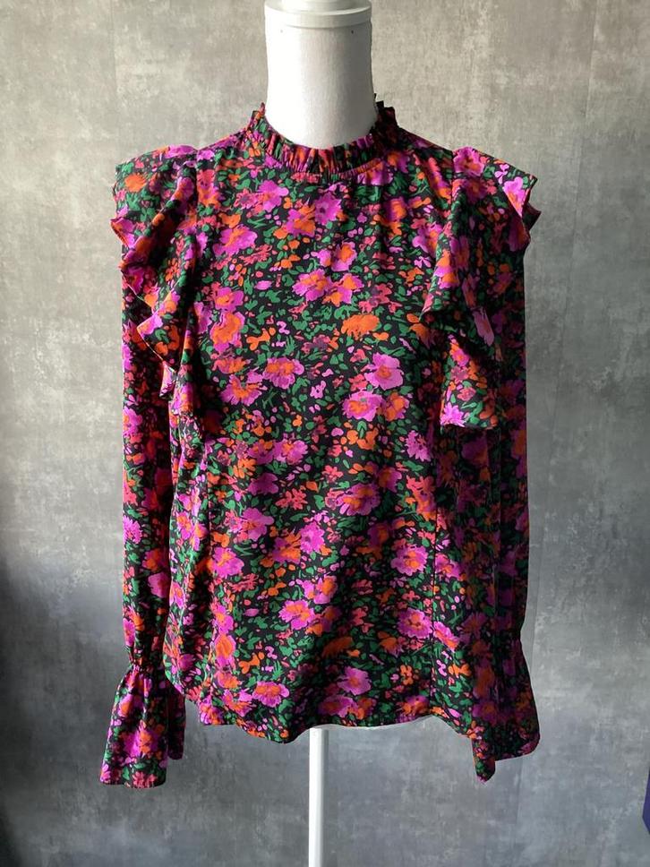 Loavies gebloemde blouse maat S, Kleding | Dames, Blouses en Tunieken, Zo goed als nieuw, Maat 36 (S), Overige kleuren, Ophalen of Verzenden