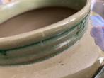 Made in Zuid Holland , vaas, pot , Plateel, Ophalen