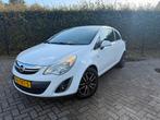 Opel Corsa 1.2 16V 3D Easytronic 2012 Wit, 450 kg, 750 kg, 4 cilinders, 1229 cc