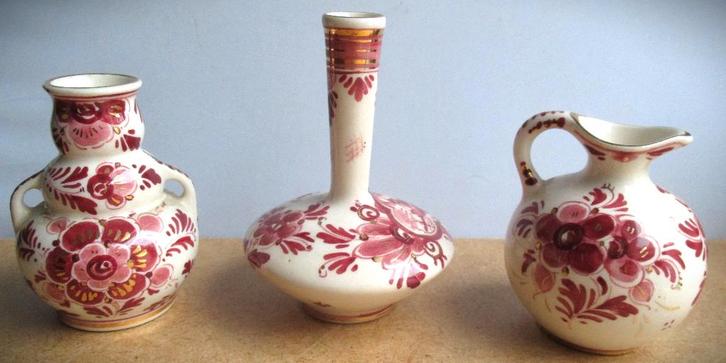 Delfts Rood Regina set~Miniatuur~Kan~Vaas~Delft's, Antiek en Kunst, Antiek | Keramiek en Aardewerk, Ophalen of Verzenden