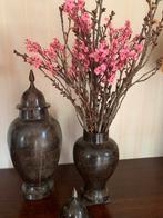 2 Bruine vazen met deksel‼️, Minder dan 50 cm, Ophalen of Verzenden, Overige kleuren