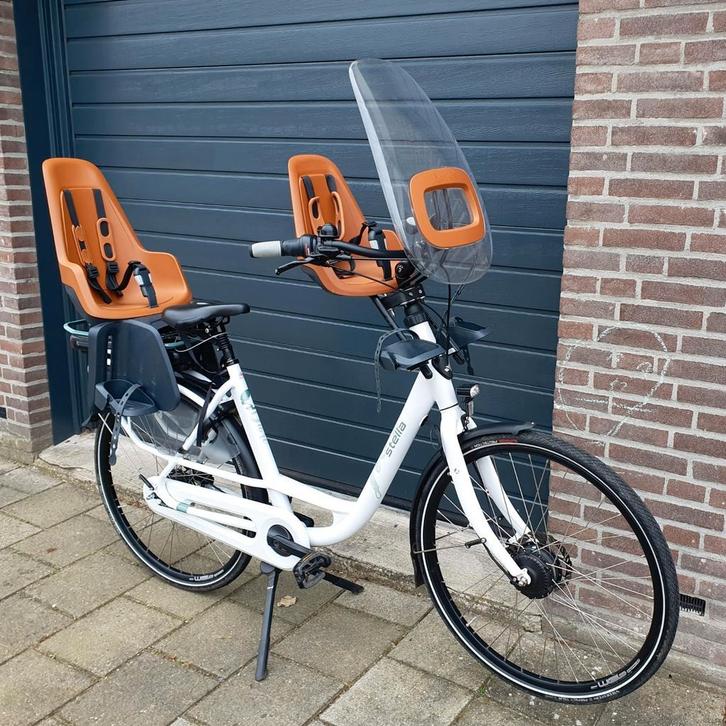 Stella e-bike met kinderzitjes voor en achter, Fietsen en Brommers, Elektrische fietsen, Gebruikt, 51 tot 55 cm, 30 tot 50 km per accu