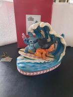 Disney traditions Stitch "Catch the Wave", Ophalen of Verzenden, Overige figuren, Zo goed als nieuw, Beeldje of Figuurtje