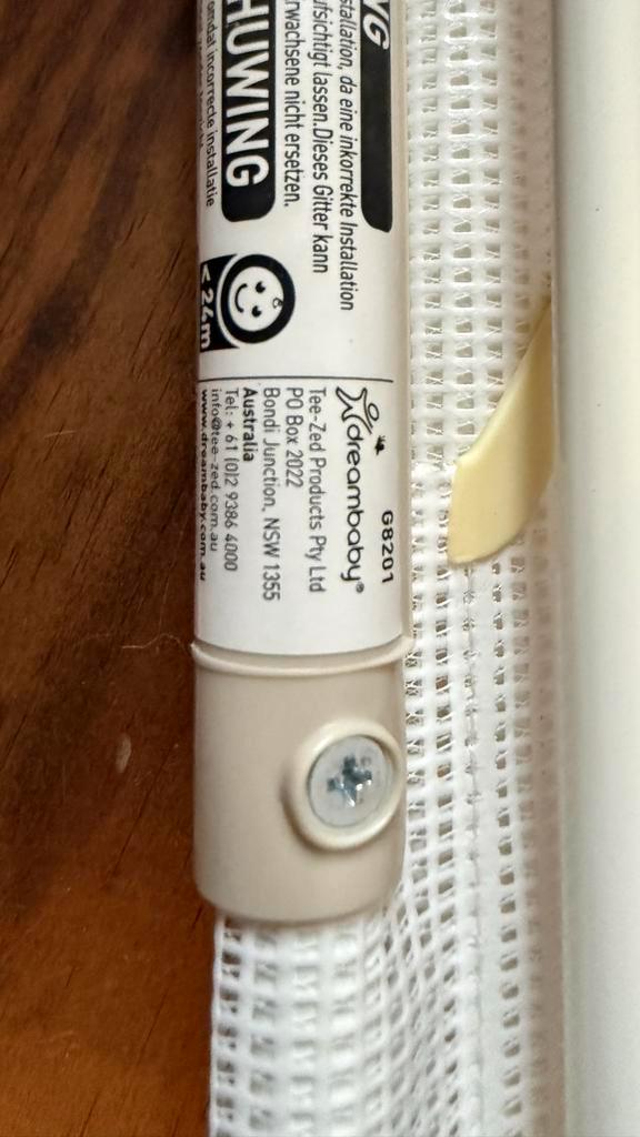 Uitschuifbaar traphekje van Dreambaby, Kinderen en Baby's, Traphekjes, Zo goed als nieuw, Oprolhekje, Overige materialen, 115 cm of meer