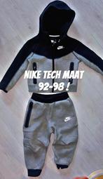 Nike tech 92-98, Kleding | Dames, Ophalen of Verzenden, Zo goed als nieuw, Maat 34 (XS) of kleiner, Zwart