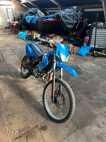 Brommer derbi 70cc beschikbaar voor biedingen