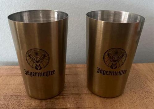 2 Metalen shotjes van Jägermeister. Hoogte 6 cm., Verzamelen, Glas en Borrelglaasjes, Zo goed als nieuw, Borrel- of Shotglas, Ophalen of Verzenden