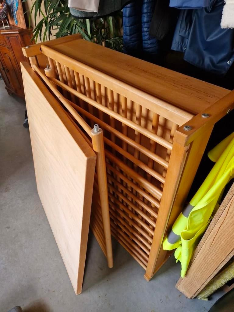 Houten box met lade, Doe-het-zelf en Verbouw, Verwarming en Radiatoren, Ophalen, 30 tot 80 cm, Gebruikt, Radiator