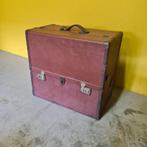 Franse Koffer met Vakverdeling midden 20e eeuw, Antiek en Kunst, Antiek | Woonaccessoires, Ophalen of Verzenden