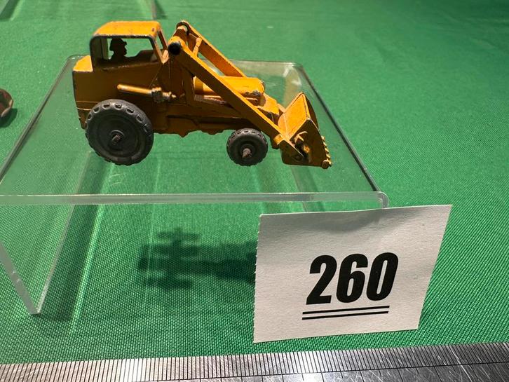 260 Made in England N0 24 Lesney Budgie ? Shovel, Hobby en Vrije tijd, Modelauto's | 1:87, Gebruikt, Bus of Vrachtwagen, Corgi