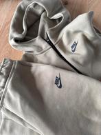 Nike Tech Fleece trainingspak maat 147-158 cm, Kinderen en Baby's, Kinderkleding | Maat 152, Ophalen of Verzenden, Zo goed als nieuw