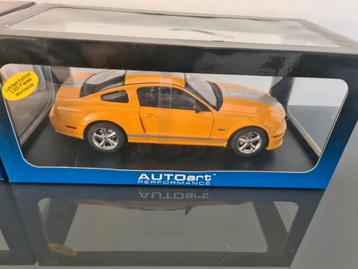 AutoArt 1/18 Ford Mustang GT Coupé 2007 (Orange metallic) beschikbaar voor biedingen