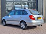 Skoda Fabia Combi 1.2 TSI Ambition | Airco | Cruise | PDC |, Voorwielaandrijving, Euro 5, Gebruikt, Metallic lak