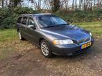 Volvo V70 2.4 140PK 2007 Nw distr stuurhuis schokbrekers en, Voorwielaandrijving, Euro 5, 1800 kg, Zwart